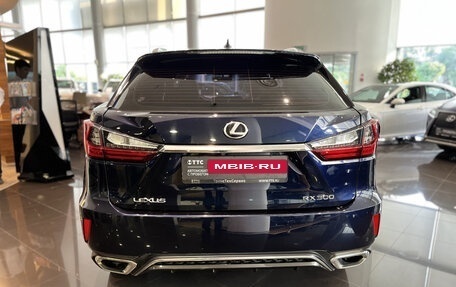 Lexus RX IV рестайлинг, 2018 год, 4 346 000 рублей, 10 фотография