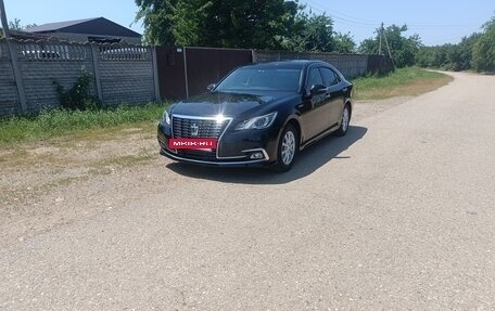Toyota Crown, 2016 год, 2 520 000 рублей, 28 фотография