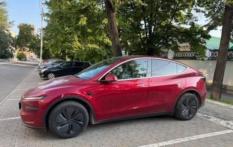 Tesla Model Y I, 2025 год, 6 700 000 рублей, 2 фотография