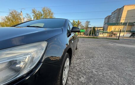 Opel Astra J, 2010 год, 550 000 рублей, 4 фотография