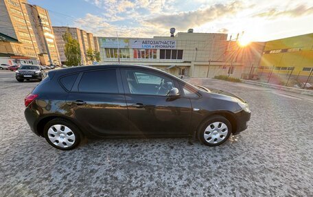 Opel Astra J, 2010 год, 550 000 рублей, 12 фотография