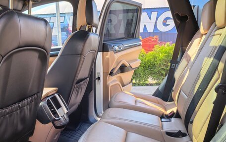 Porsche Cayenne III, 2014 год, 2 800 000 рублей, 20 фотография