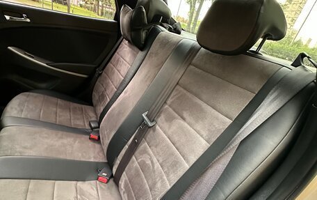 Hyundai Solaris II рестайлинг, 2014 год, 1 050 000 рублей, 8 фотография