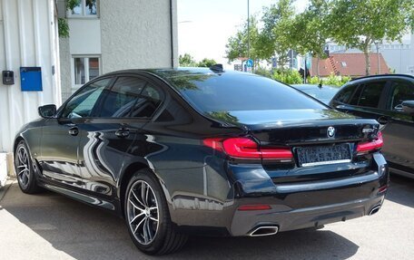 BMW 5 серия, 2022 год, 3 750 000 рублей, 4 фотография