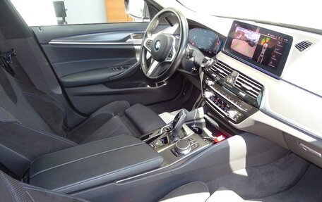 BMW 5 серия, 2022 год, 3 750 000 рублей, 12 фотография