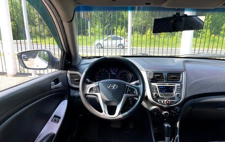 Hyundai Solaris II рестайлинг, 2012 год, 819 000 рублей, 19 фотография