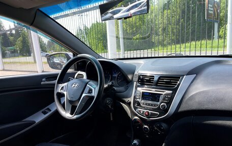 Hyundai Solaris II рестайлинг, 2012 год, 819 000 рублей, 17 фотография