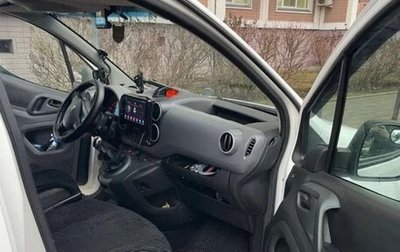 Peugeot Partner II рестайлинг 2, 2014 год, 670 000 рублей, 1 фотография