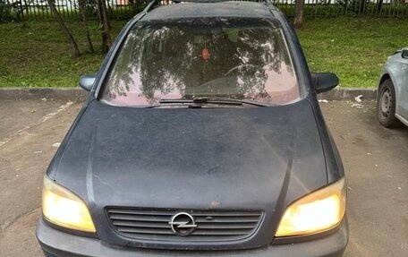 Opel Zafira A рестайлинг, 2000 год, 140 000 рублей, 2 фотография
