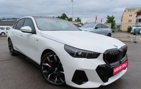 BMW 5 серия, 2025 год, 8 670 000 рублей, 2 фотография