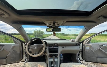 Mercedes-Benz C-Класс, 2003 год, 640 000 рублей, 11 фотография