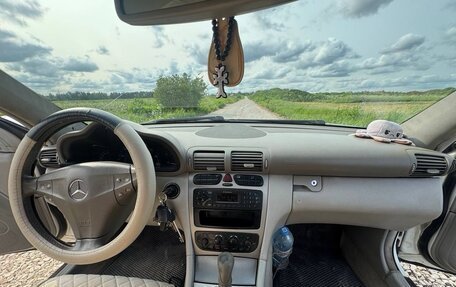 Mercedes-Benz C-Класс, 2003 год, 640 000 рублей, 14 фотография