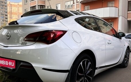 Opel Astra J, 2014 год, 1 050 000 рублей, 5 фотография