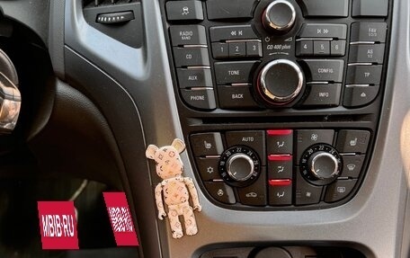 Opel Astra J, 2014 год, 1 050 000 рублей, 10 фотография
