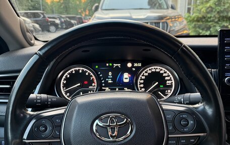 Toyota Camry, 2021 год, 3 300 000 рублей, 8 фотография