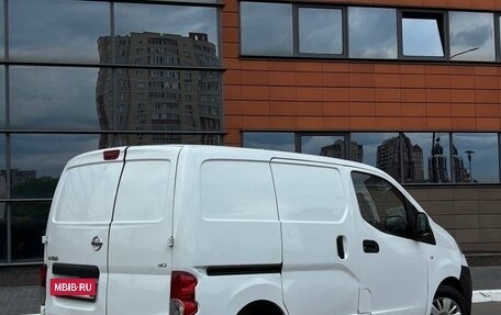 Nissan NV200, 2010 год, 650 000 рублей, 2 фотография