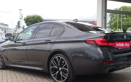 BMW 5 серия, 2022 год, 5 320 000 рублей, 3 фотография