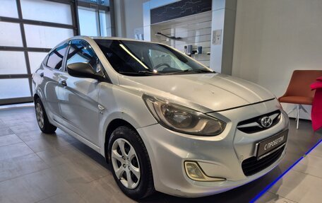Hyundai Solaris II рестайлинг, 2013 год, 490 000 рублей, 3 фотография
