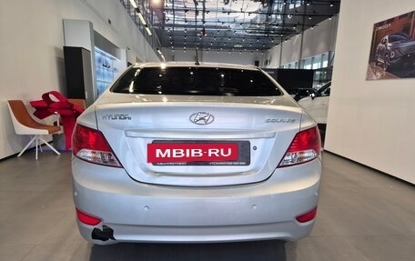 Hyundai Solaris II рестайлинг, 2013 год, 490 000 рублей, 5 фотография