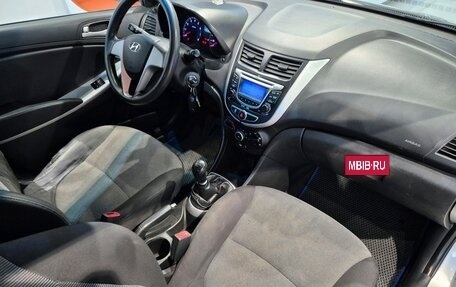 Hyundai Solaris II рестайлинг, 2013 год, 490 000 рублей, 14 фотография