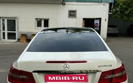 Mercedes-Benz E-Класс, 2010 год, 1 200 000 рублей, 5 фотография