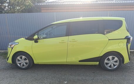 Toyota Sienta II, 2020 год, 1 700 000 рублей, 3 фотография