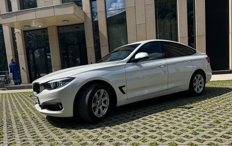 BMW 3 серия, 2019 год, 3 095 000 рублей, 6 фотография