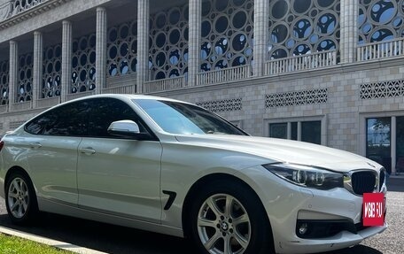 BMW 3 серия, 2019 год, 3 095 000 рублей, 2 фотография