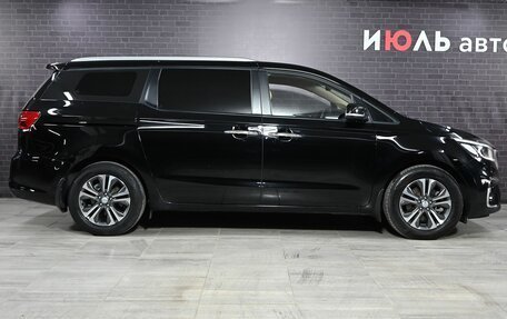 KIA Carnival III, 2019 год, 2 898 000 рублей, 8 фотография