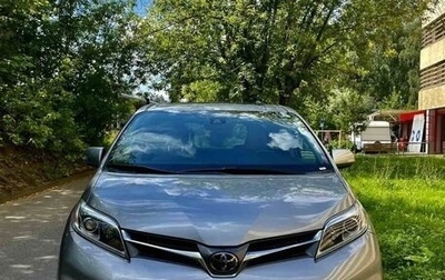 Toyota Sienna III, 2018 год, 4 000 000 рублей, 1 фотография