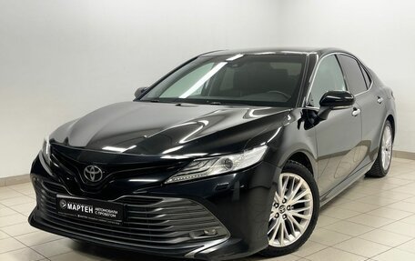 Toyota Camry, 2020 год, 3 299 000 рублей, 1 фотография