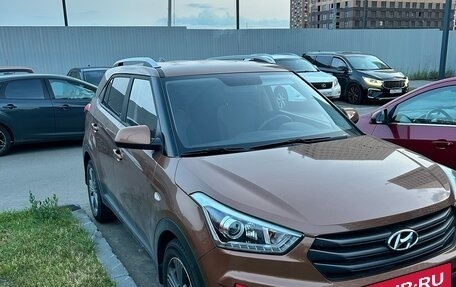 Hyundai Creta I рестайлинг, 2017 год, 2 200 000 рублей, 2 фотография