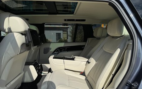 Land Rover Range Rover IV рестайлинг, 2025 год, 23 550 000 рублей, 15 фотография