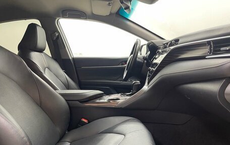 Toyota Camry, 2020 год, 3 299 000 рублей, 11 фотография