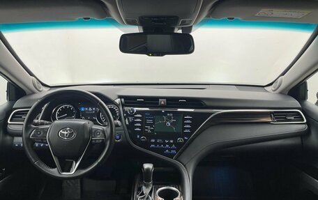 Toyota Camry, 2020 год, 3 299 000 рублей, 17 фотография