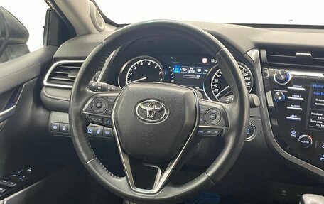 Toyota Camry, 2020 год, 3 299 000 рублей, 18 фотография