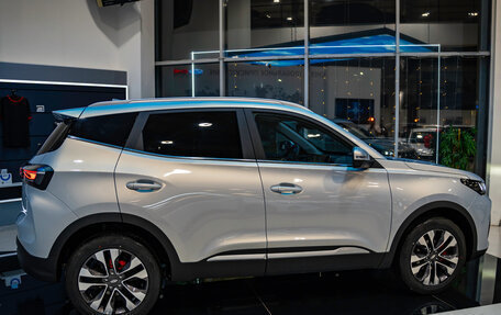 Chery Tiggo 4 I рестайлинг, 2025 год, 2 290 000 рублей, 9 фотография
