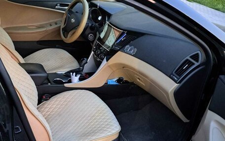 Hyundai Sonata VI, 2014 год, 1 350 000 рублей, 7 фотография