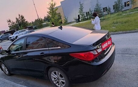 Hyundai Sonata VI, 2014 год, 1 350 000 рублей, 3 фотография