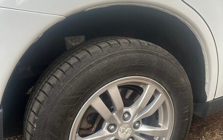 Mitsubishi Outlander III рестайлинг 3, 2013 год, 1 550 000 рублей, 14 фотография