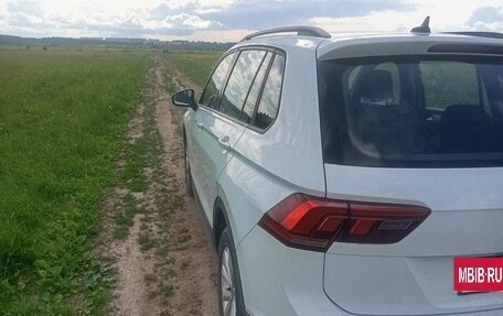 Volkswagen Tiguan II, 2021 год, 1 850 000 рублей, 3 фотография