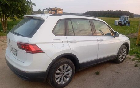 Volkswagen Tiguan II, 2021 год, 1 850 000 рублей, 13 фотография