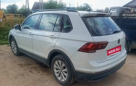Volkswagen Tiguan II, 2021 год, 1 850 000 рублей, 6 фотография