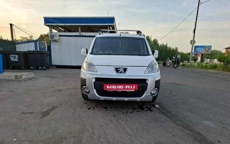 Peugeot Partner II рестайлинг 2, 2011 год, 670 000 рублей, 7 фотография