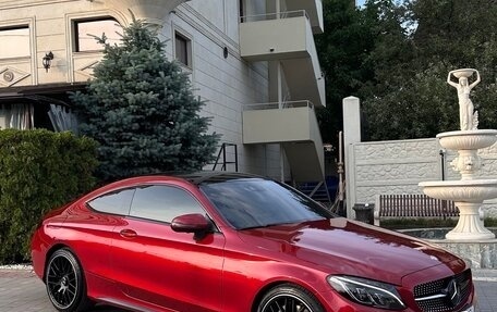 Mercedes-Benz C-Класс, 2016 год, 3 369 000 рублей, 4 фотография