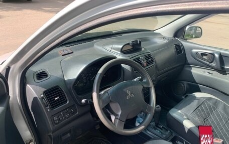 Mitsubishi Space Star I рестайлинг, 2003 год, 350 000 рублей, 8 фотография