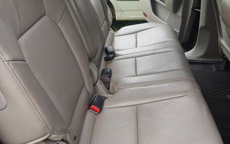 Honda Pilot III рестайлинг, 2012 год, 2 000 000 рублей, 11 фотография