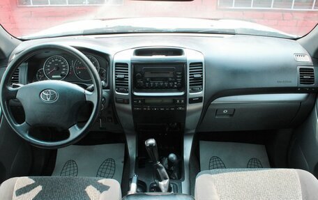 Toyota Land Cruiser Prado 120 рестайлинг, 2006 год, 1 835 000 рублей, 14 фотография