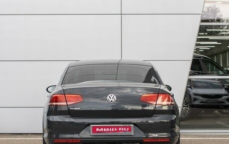 Volkswagen Passat B8 рестайлинг, 2015 год, 1 620 000 рублей, 4 фотография