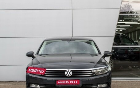 Volkswagen Passat B8 рестайлинг, 2015 год, 1 620 000 рублей, 3 фотография